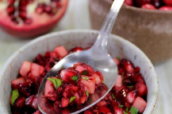 Pom-Apple Cranberry Relish