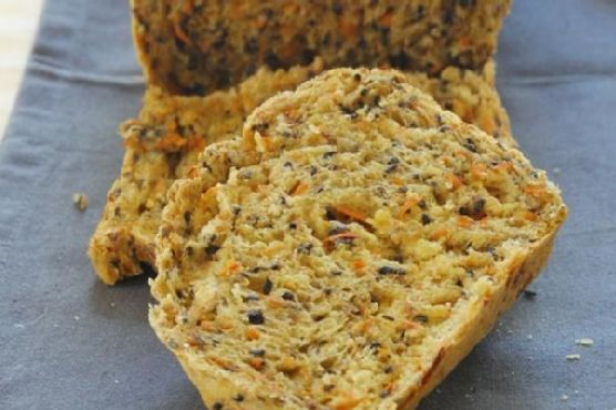 Carrot-sesame seed bread