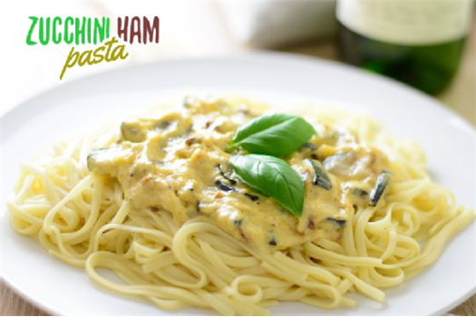 Creamy zucchini and ham pasta