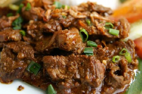 Zaianne's Beef Rendang