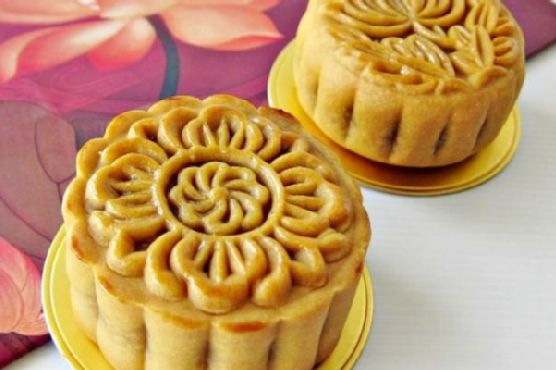 Traditional Baked Mooncake