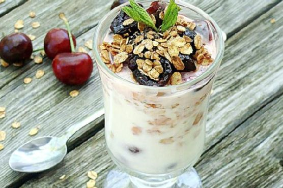 Cherries and Yogurt Parfait